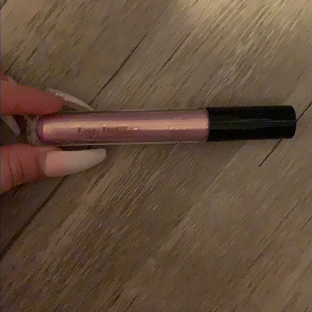 creme eyeshadow - Picture 2 of 4
